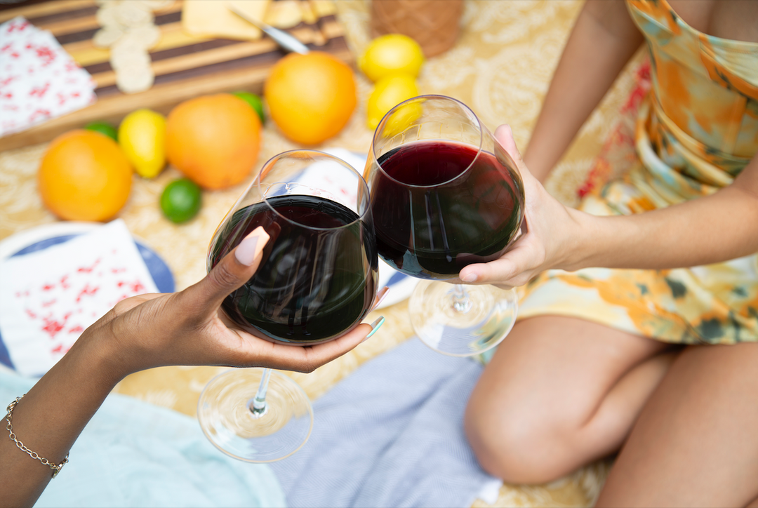 Caring for Your Big Wine Glass: Dishwashing vs. Hand-washing Wine Glas –