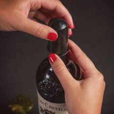 WINE CONDOMS (8)