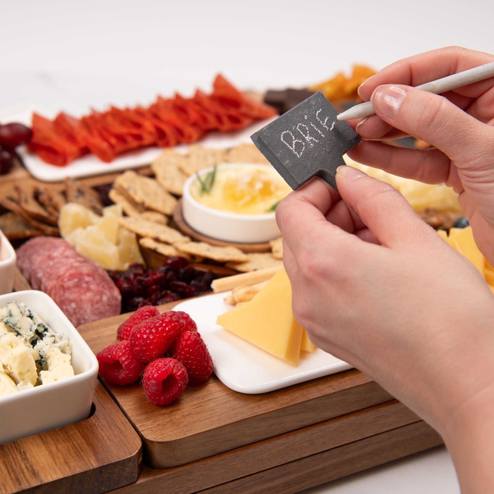 EPIC ENTERTAINER XL CHARCUTERIE BOARD